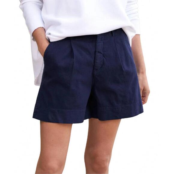 NEW FRANK & EILEEN waterford walking short in summer navy